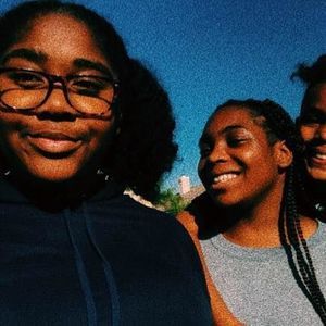 Meet your Posher, Mani